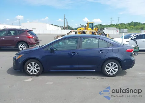 2021 Toyota Corolla Le z USA, uszkodzony, nr VIN 5YFEPMAE2MP206600